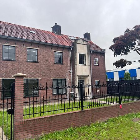 Kess Maison, Gehele Villa Met Sauna En Dakterras Enschede Bagian luar foto